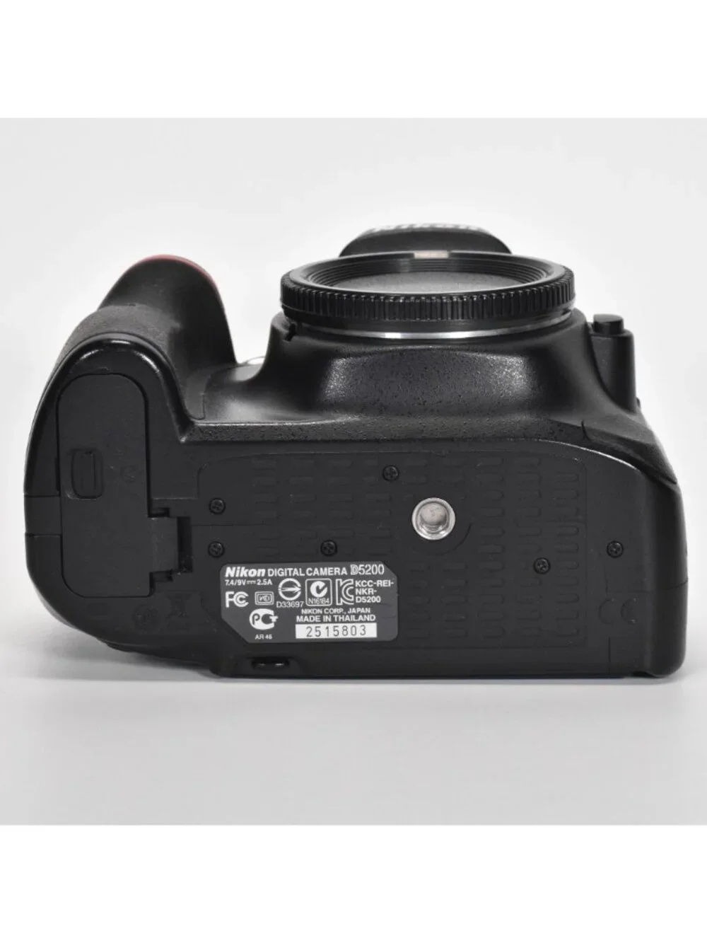 Nikon D5200 DSLR Camera 24.1MP 18-55mm Lens HD Video 7,822 Clicks 128GB SD Card